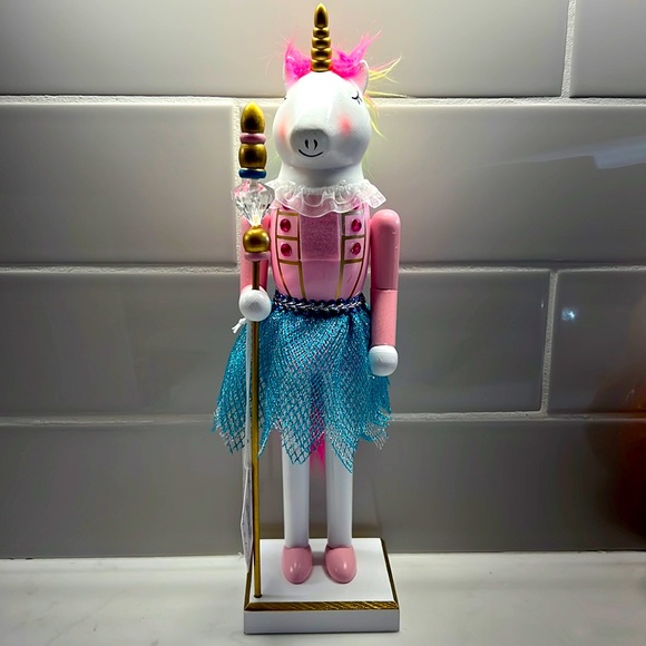 JINGLES & JOY Holiday Nwt Jingles Joy Wood With Jewels Unicorn